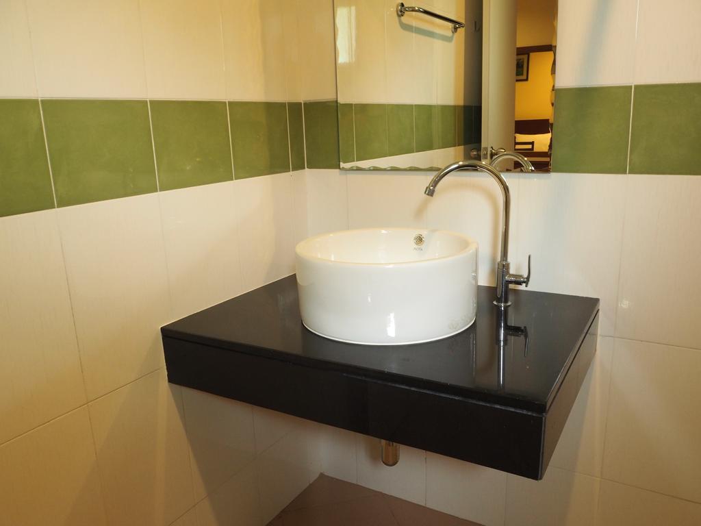Jjw House Appartement Thalang Buitenkant foto
